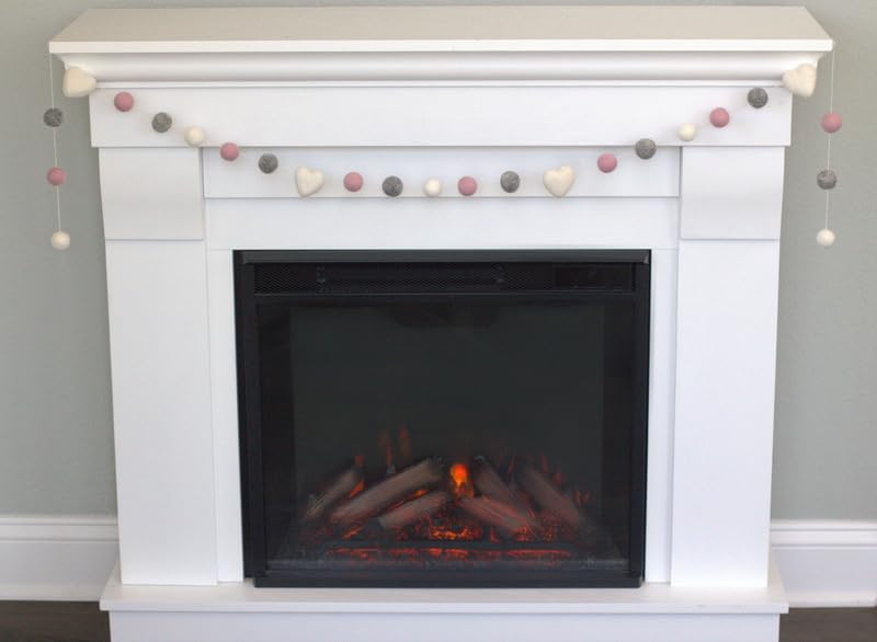 Matthew Mae Heart Felt Garland - 100 Wool Decor