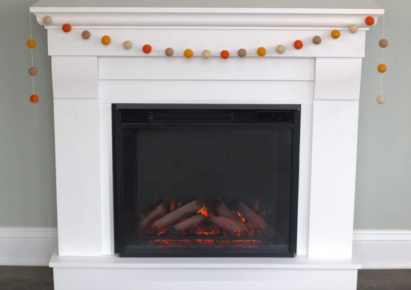Matthew and Mae Handmade Fall Garland - 1 Felt Balls 1
