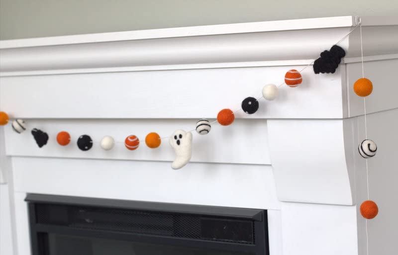 Handmade Halloween Felt Garland - 1 Balls - Ghost Bat Design